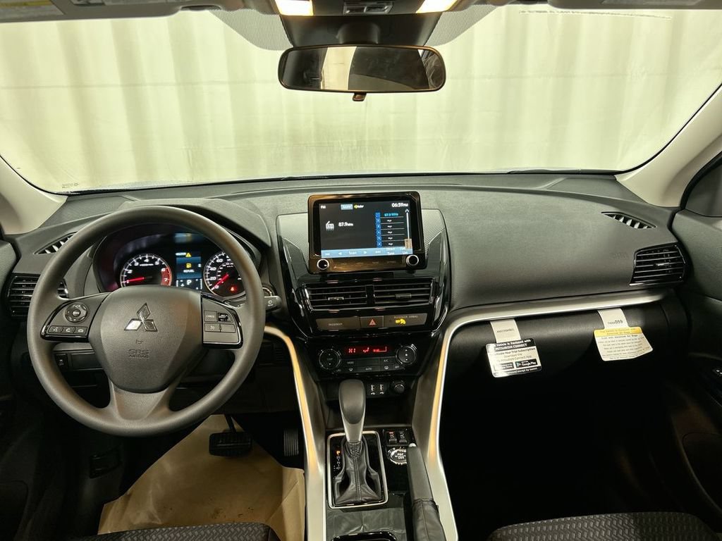 New 2026 Mitsubishi Eclipse Cross LE AWD/4WD image 20