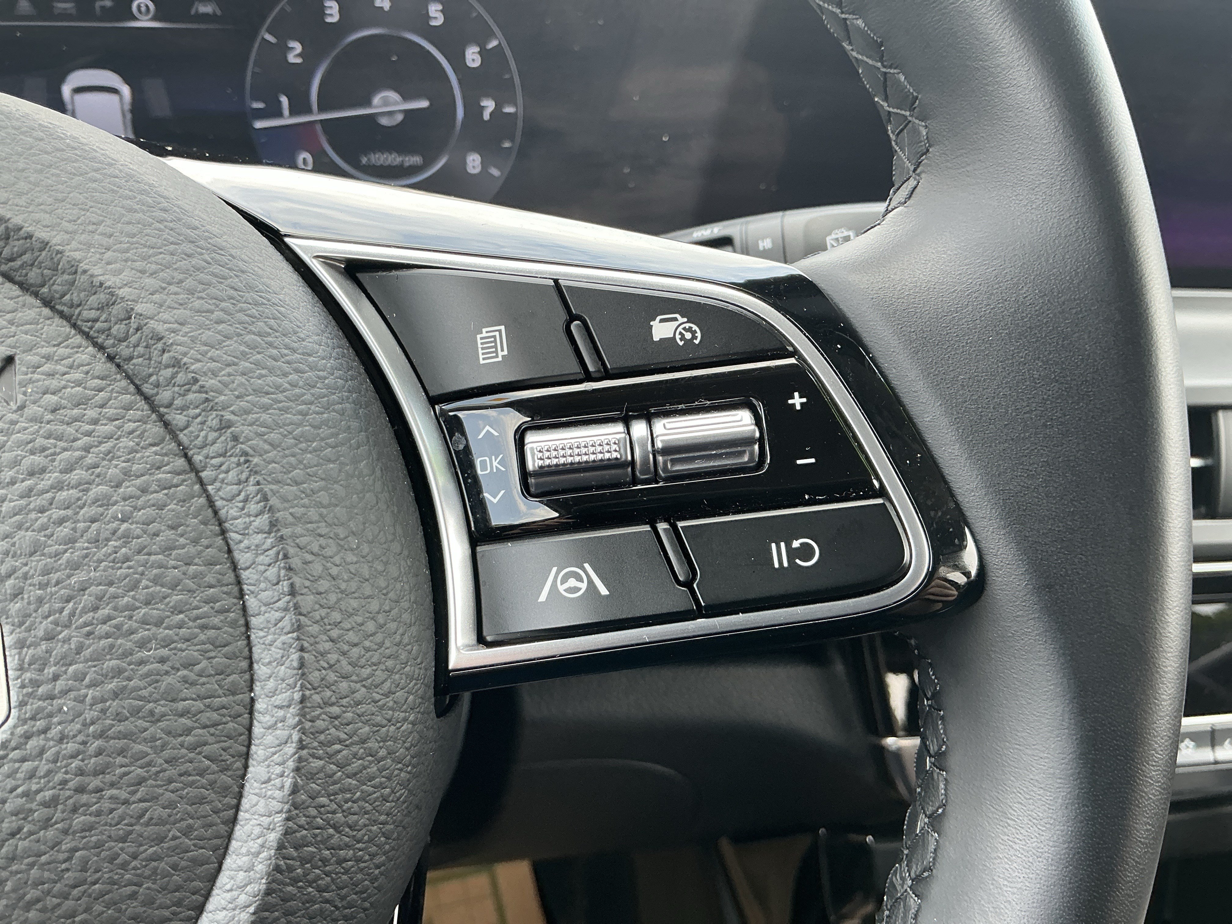 Used 2024 Kia Seltos X-Line AWD/4WD image 18