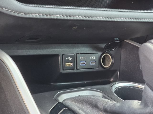 Used 2022 Toyota Highlander L FWD image 23