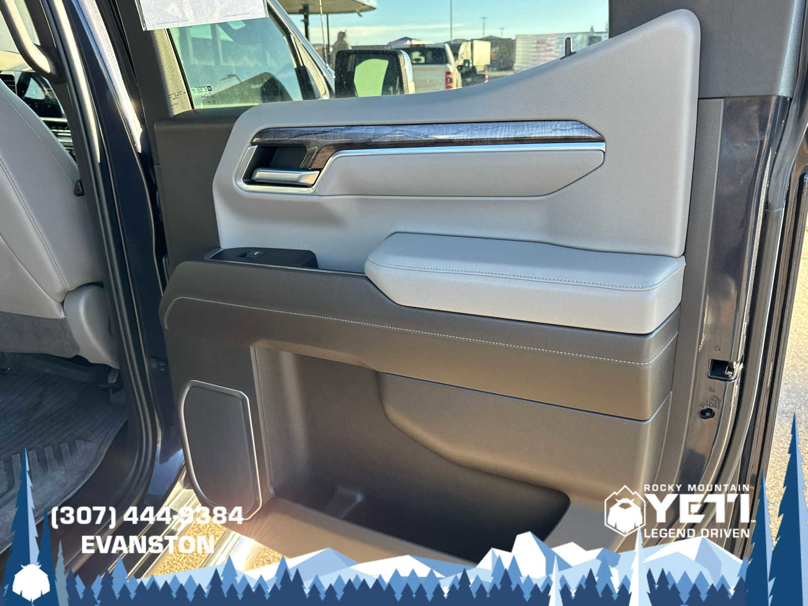 Used 2022 Chevrolet Silverado 1500 LTZ image 18