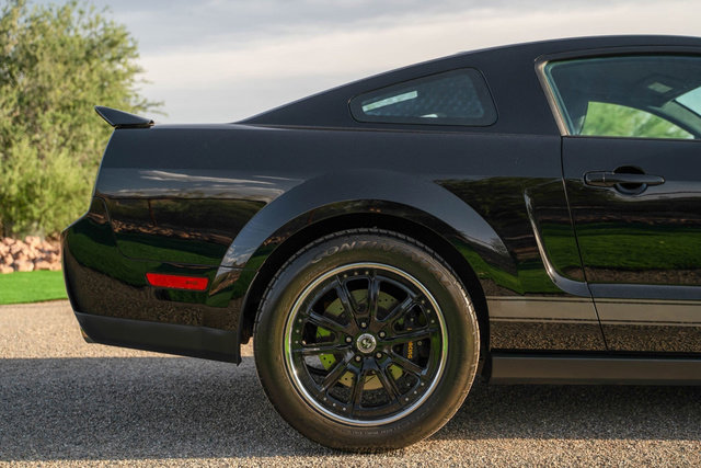 Used 2007 Ford Mustang Shelby GT500 RWD image 10