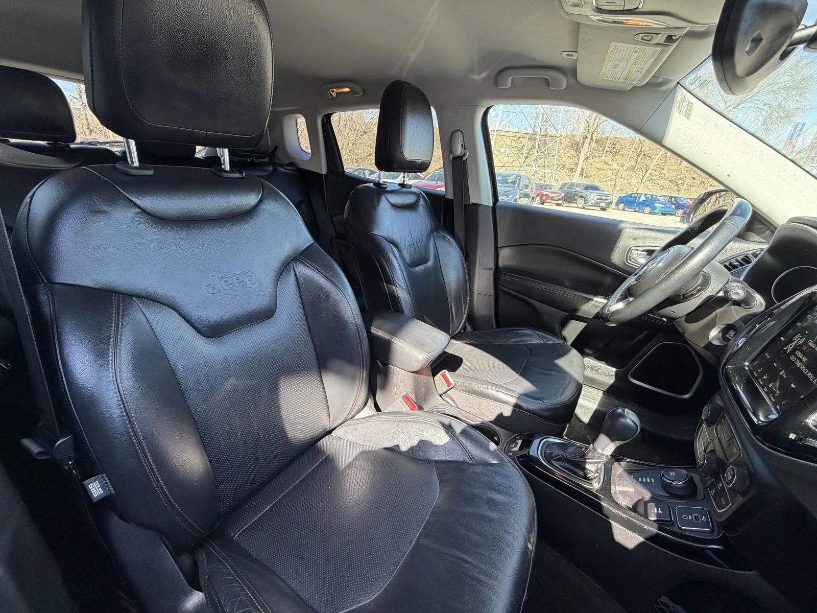 Used 2018 Jeep Compass Limited w/ Navigation Group image 14