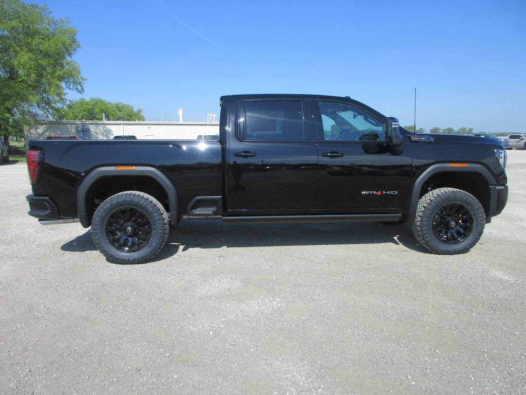 New 2026 GMC Sierra 2500 AT4 w/ AT4 Premium Plus Package AWD/4WD image 3