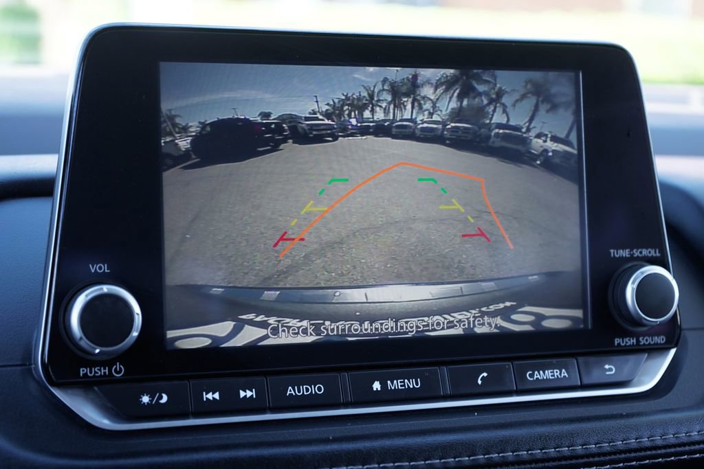 Used 2023 Nissan Rogue SV image 26