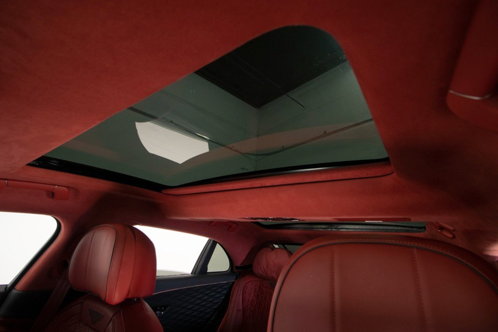 Used 2023 Bentley Flying Spur Flying Spur image 38