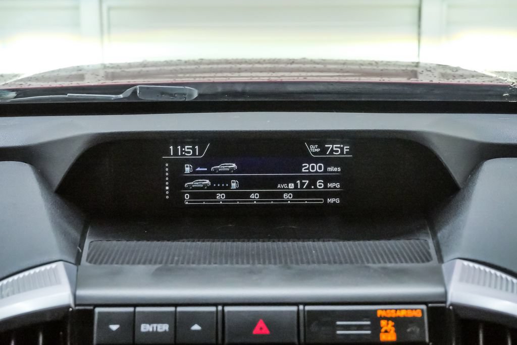 Used 2022 Subaru Ascent Limited w/ Technology Package AWD/4WD image 18