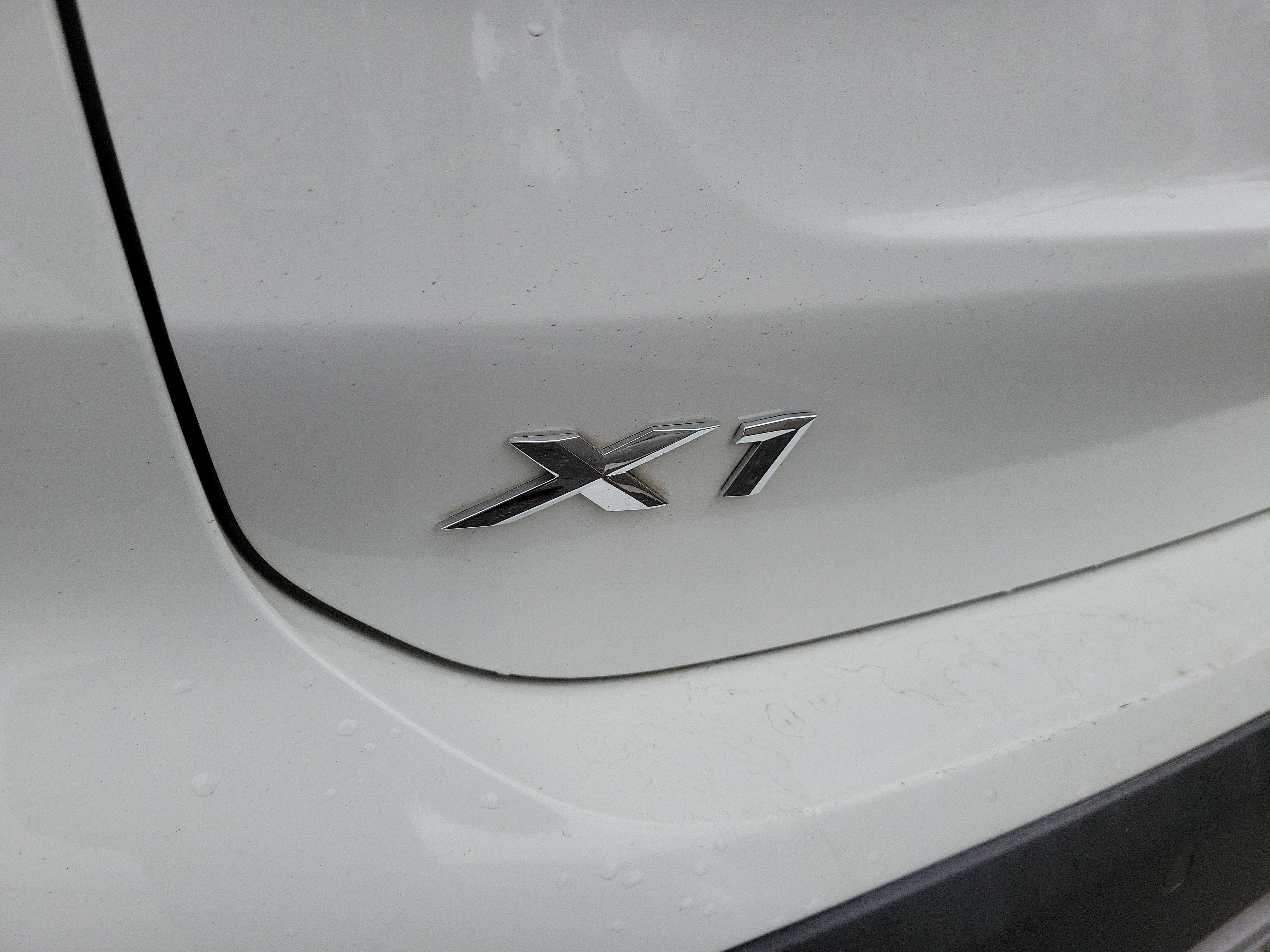 Used 2018 BMW X1 xDrive28i image 10