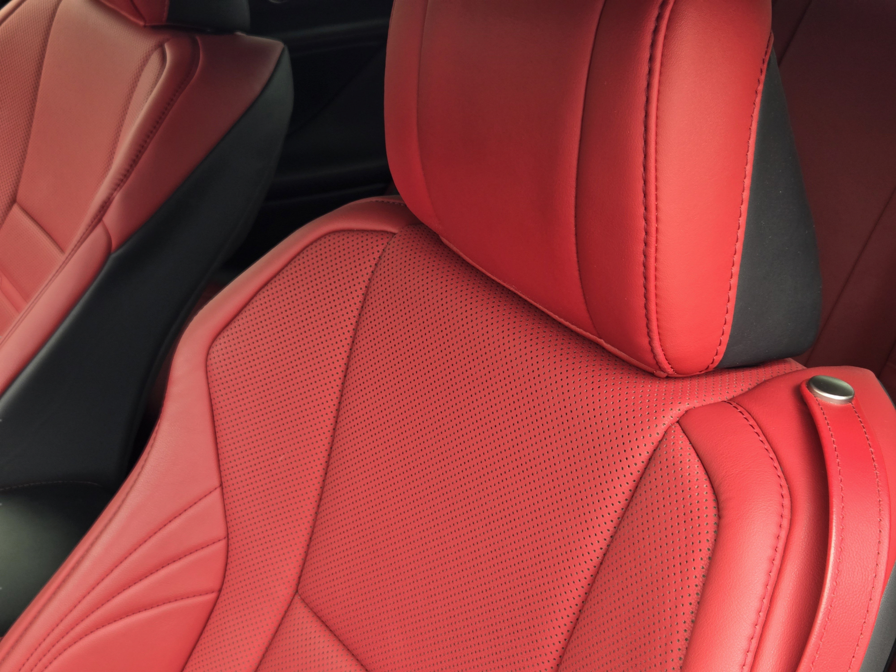 Certified 2021 Lexus RC 350 F Sport RWD image 25