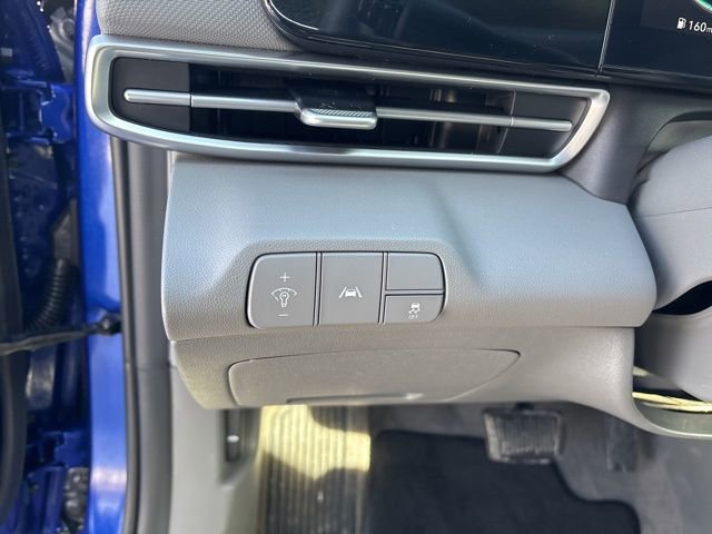 Used 2023 Hyundai Elantra SEL w/ Convenience Package image 43