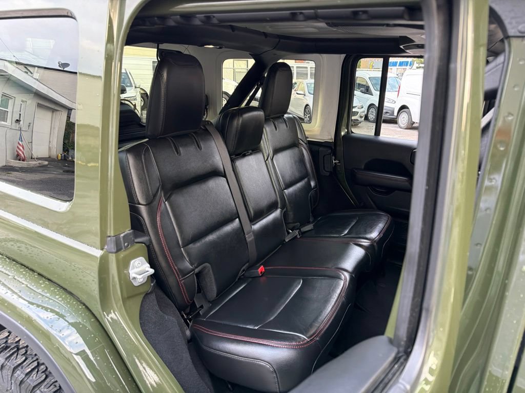 Used 2021 Jeep Wrangler Unlimited Rubicon AWD/4WD image 19