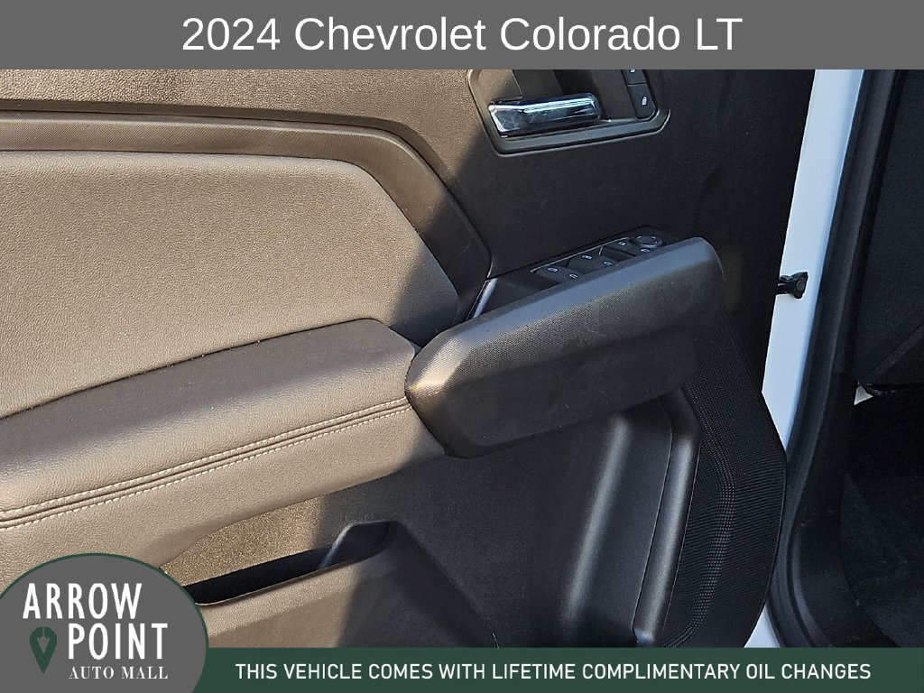 Used 2024 Chevrolet Colorado LT w/ LT Convenience Package II AWD/4WD image 21