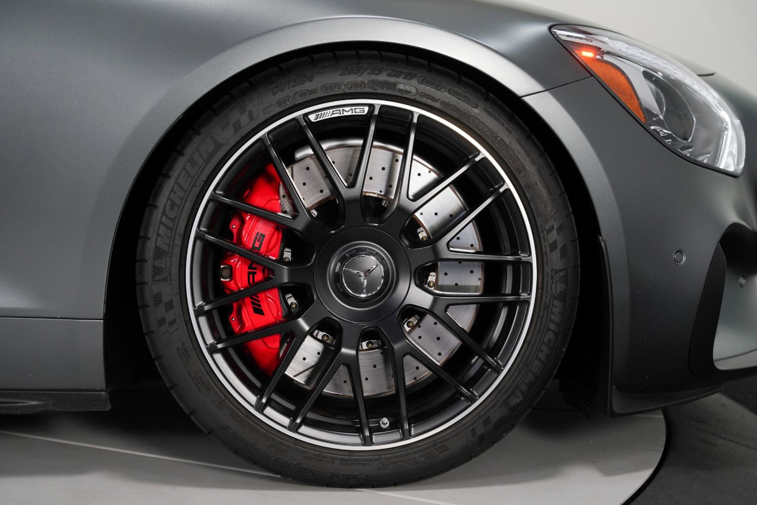 Used 2017 Mercedes-Benz AMG GT Coupe image 27