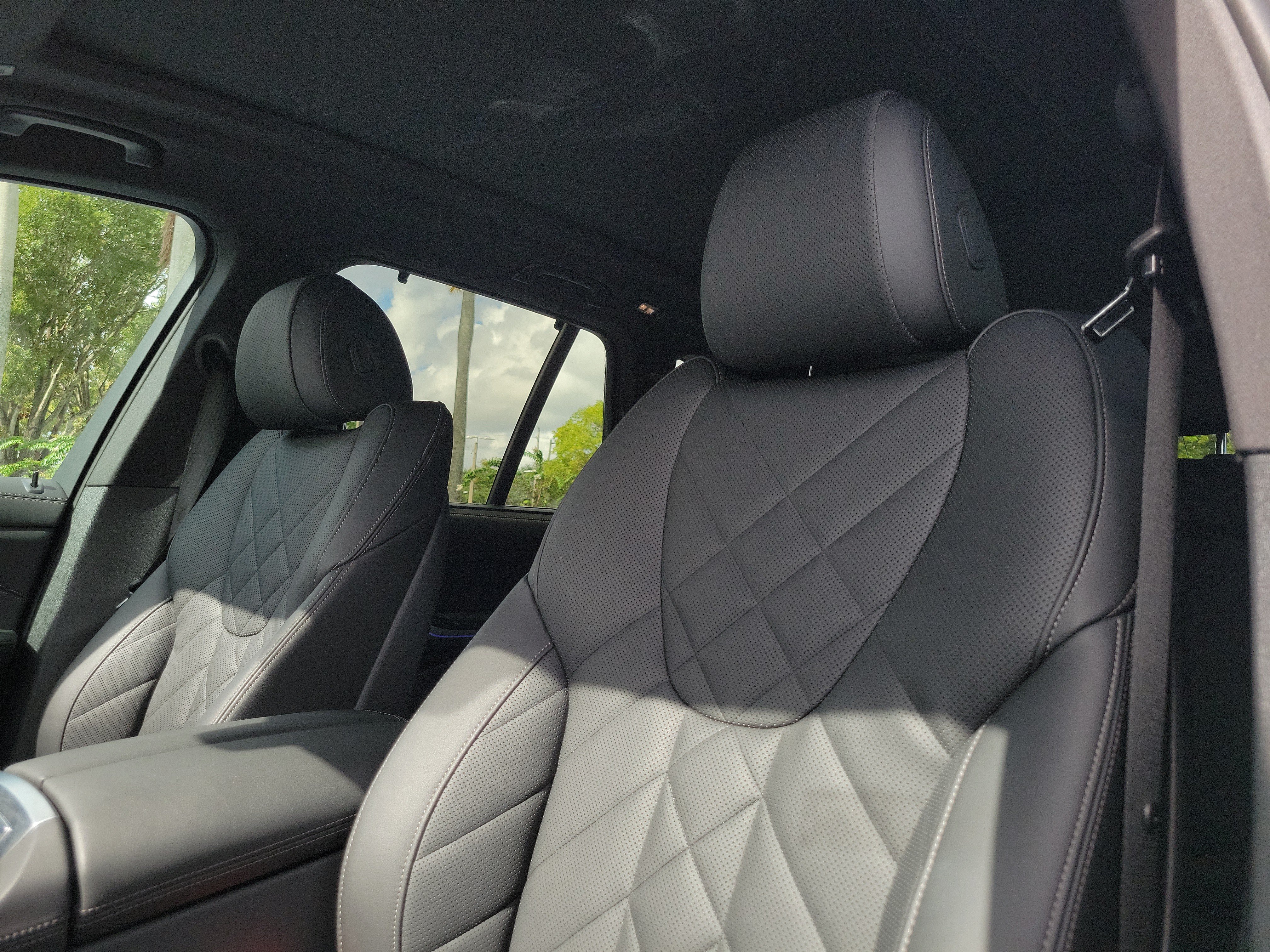 Certified 2024 BMW X5 sDrive40i w/ Premium Package RWD image 24
