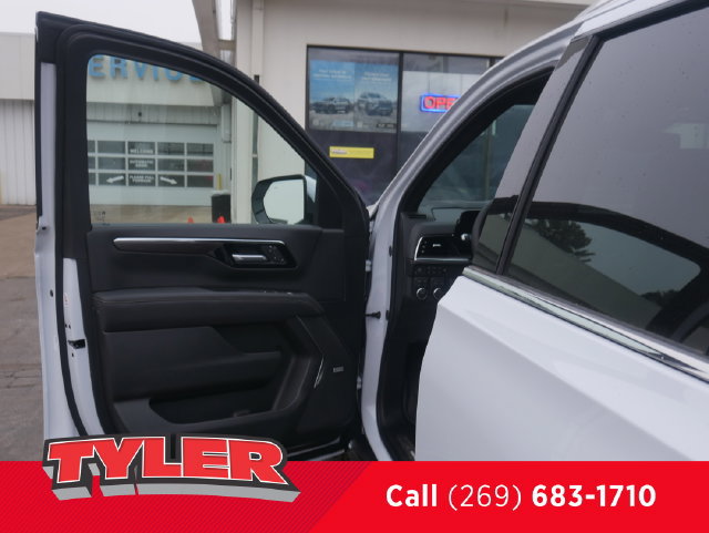 New 2026 Chevrolet Tahoe Premier w/ Sun And Tow Package AWD/4WD image 21