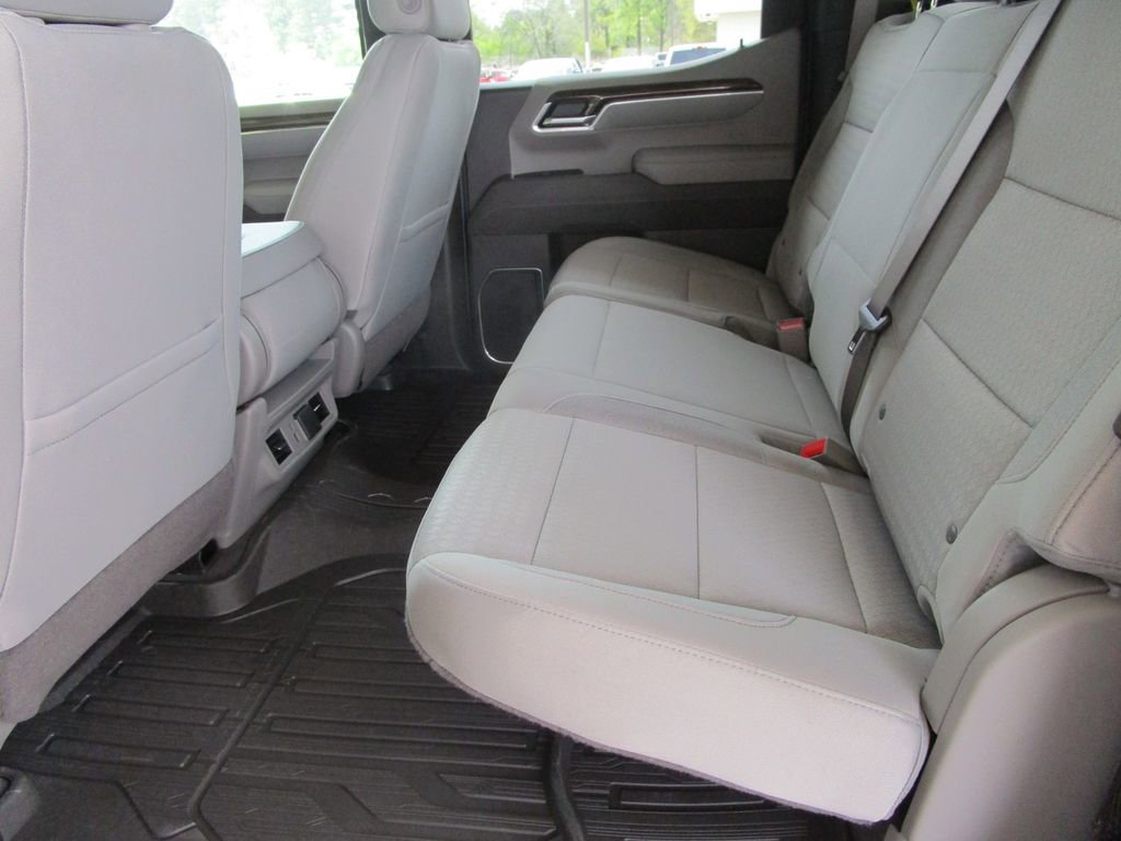 New 2026 GMC Sierra 1500 SLE image 22