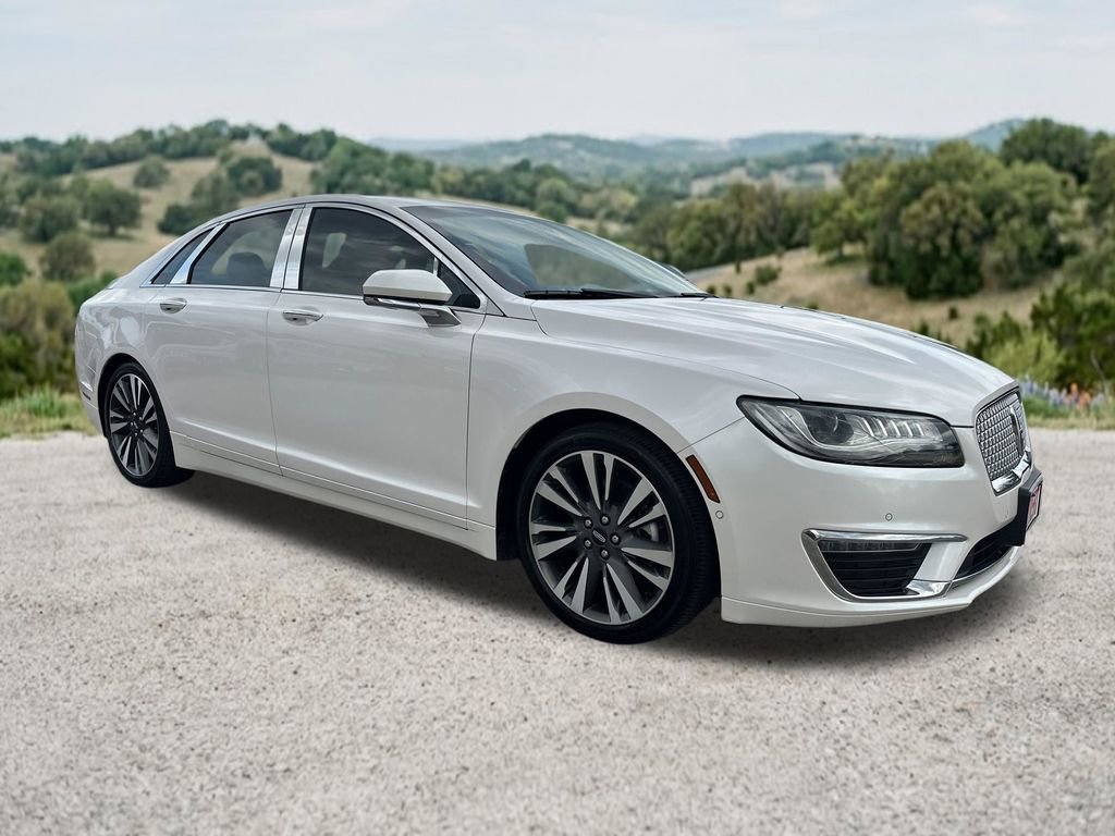 Used 2020 Lincoln MKZ Reserve FWD image 1