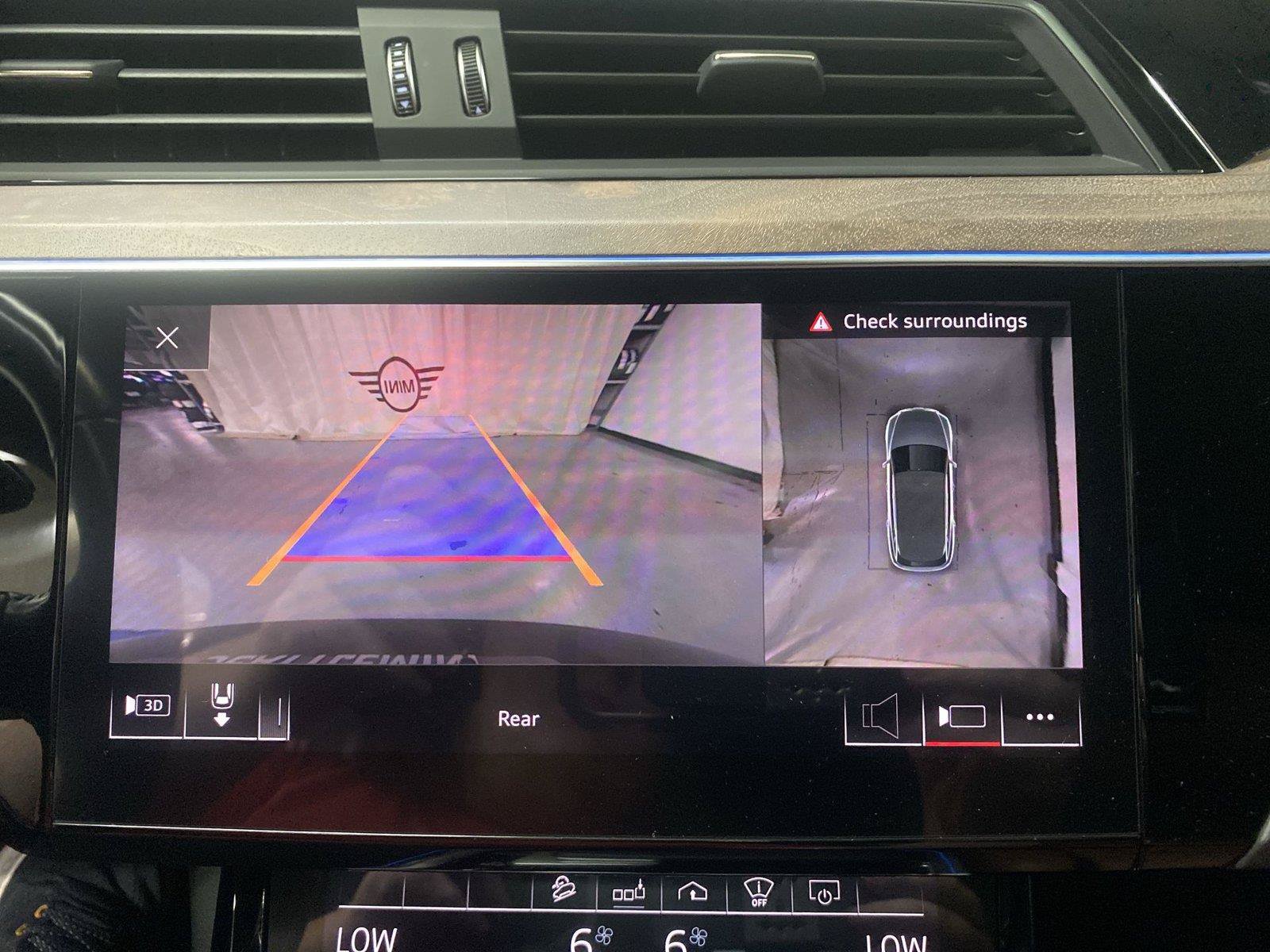 Used 2019 Audi e-tron Prestige w/ Prestige Package AWD/4WD image 28