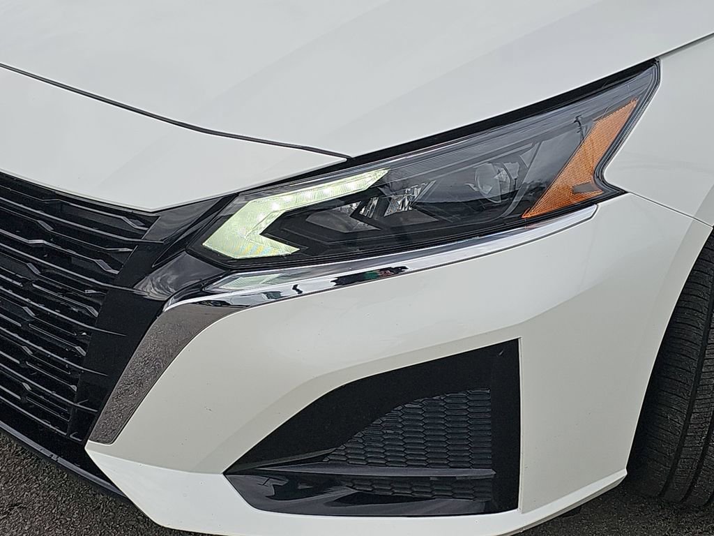 Used 2025 Nissan Altima 2.5 SL image 35