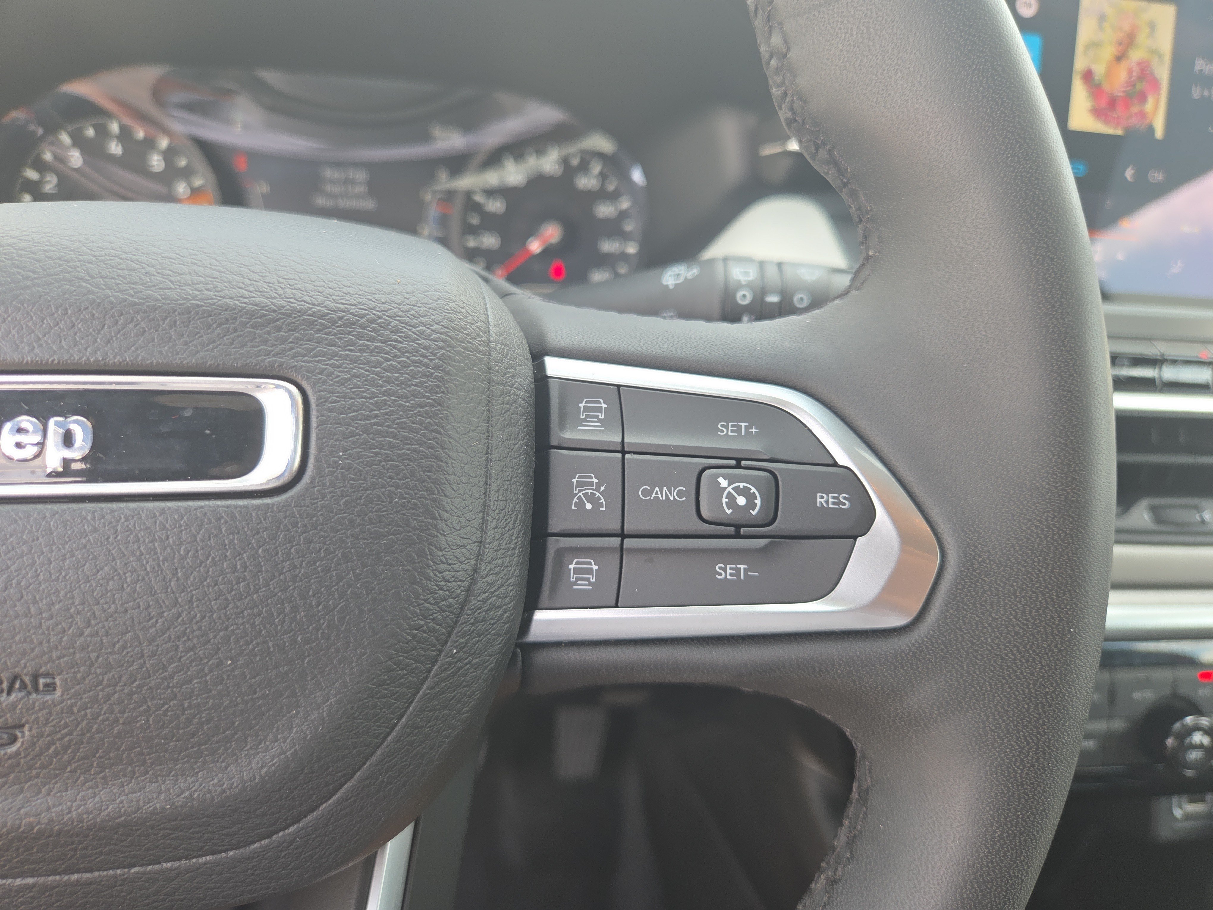 Used 2025 Jeep Compass Limited AWD/4WD image 13