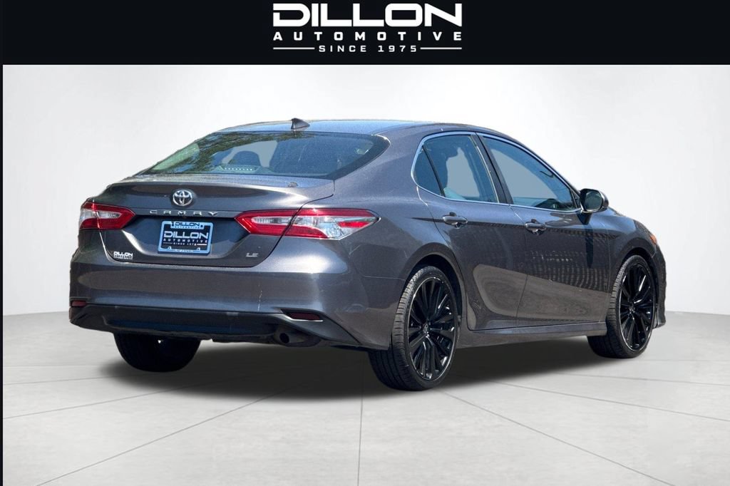 Used 2019 Toyota Camry LE FWD image 4