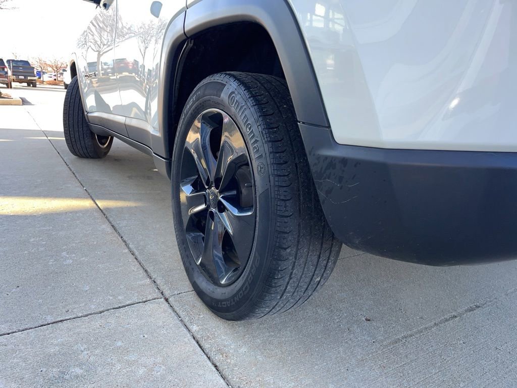 Used 2021 Jeep Compass Latitude image 17