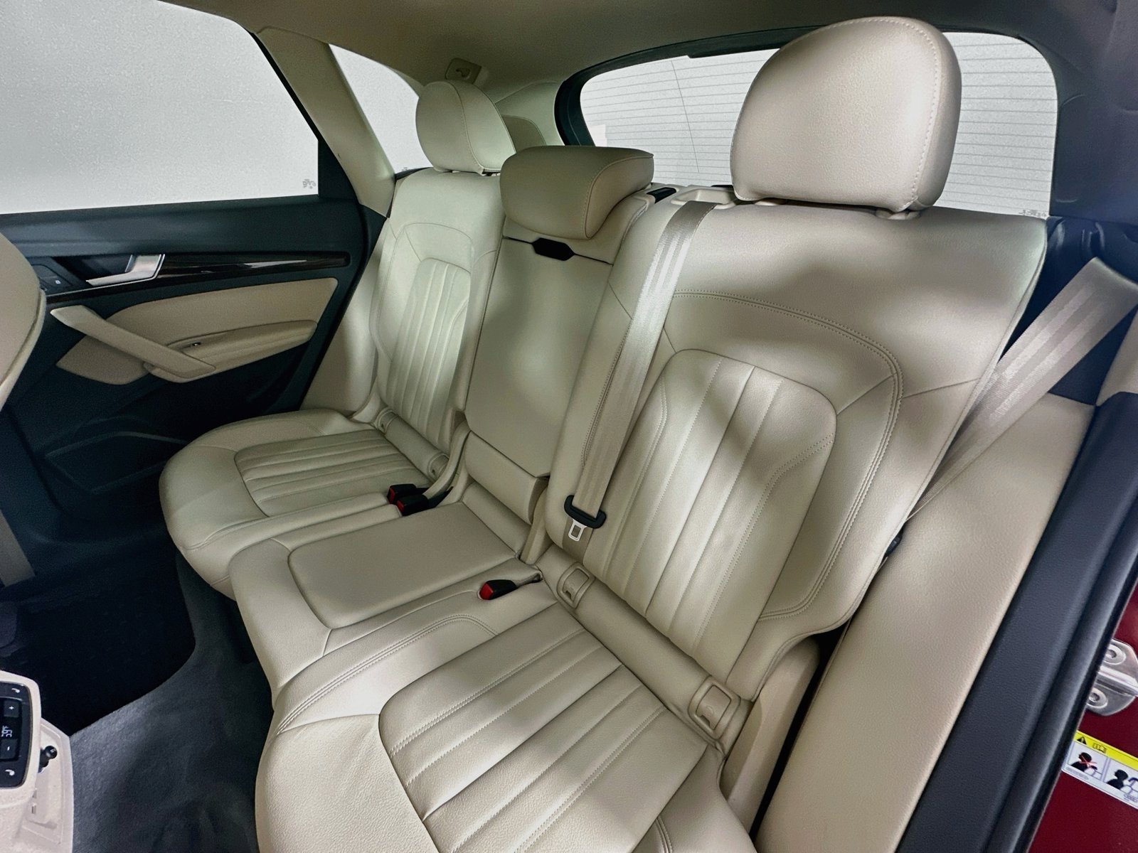 Used 2020 Audi Q5 e Prestige w/ Prestige Package AWD/4WD image 37