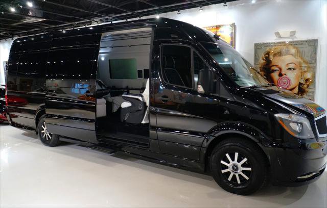 Used 2015 Mercedes-Benz Sprinter 2500 video 1