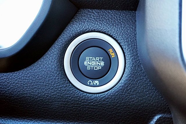 New 2026 RAM 1500 4x4 Crew Cab image 39