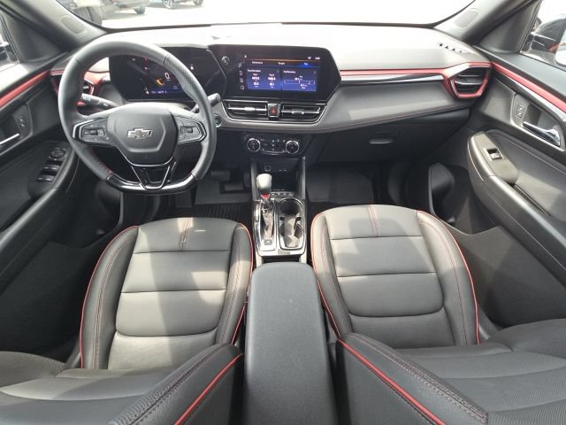 Used 2025 Chevrolet TrailBlazer RS w/ Convenience Package AWD/4WD image 34
