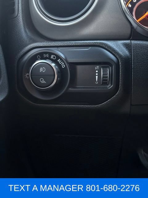 Used 2023 Jeep Gladiator Sport AWD/4WD image 21