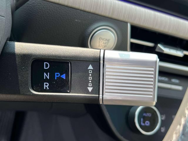 Certified 2025 Hyundai Sonata Limited FWD image 24