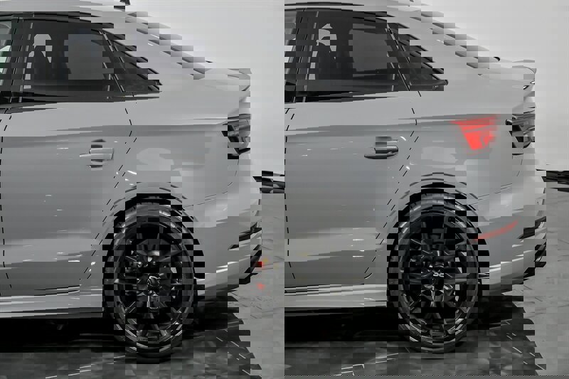 Used 2019 Audi RS 3 w/ Technology Package image 8