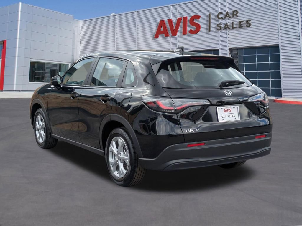 Used 2025 Honda HR-V LX image 9