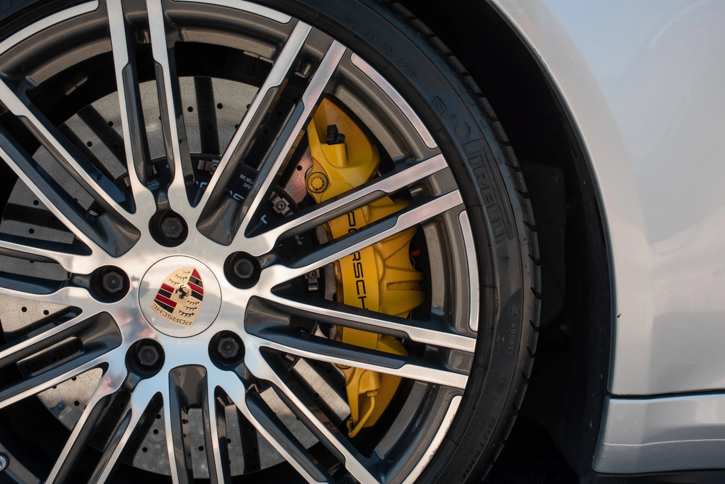 Used 2014 Porsche 911 Turbo S AWD/4WD image 41