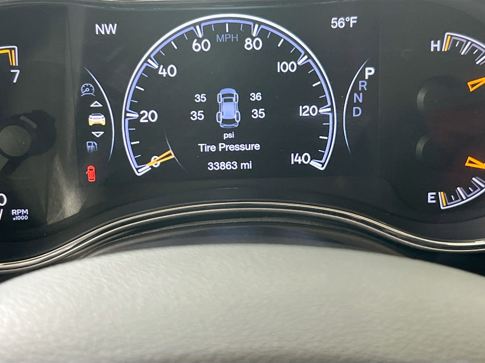 Used 2022 Jeep Grand Cherokee Laredo E image 12