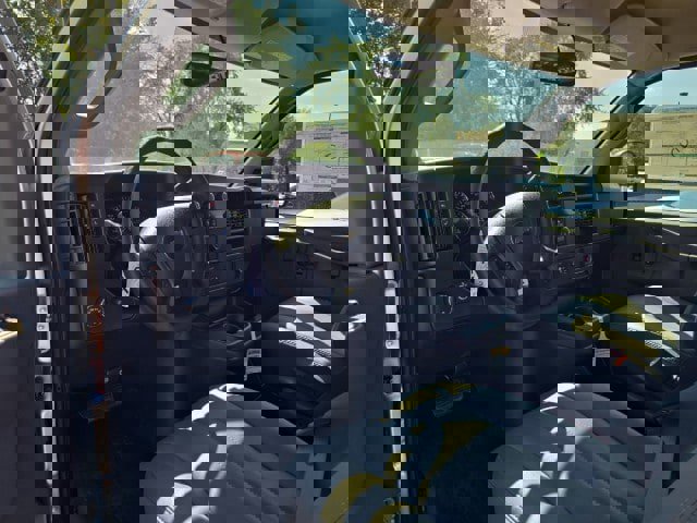 New 2025 Chevrolet Express 3500 w/ Driver Convenience Package image 3