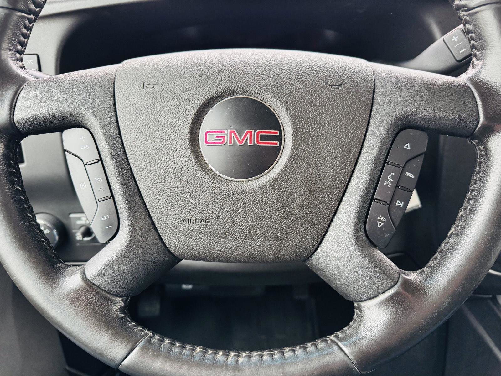 Used 2022 GMC Savana 2500 Extended w/ Driver Convenience Package image 9