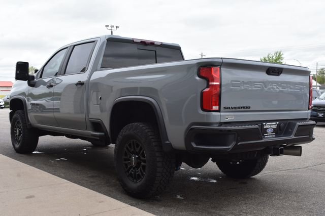 Used 2025 Chevrolet Silverado 2500 ZR2 w/ Technology Package AWD/4WD image 15