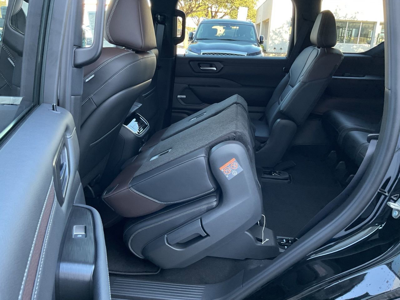 New 2026 Nissan Armada SL image 16