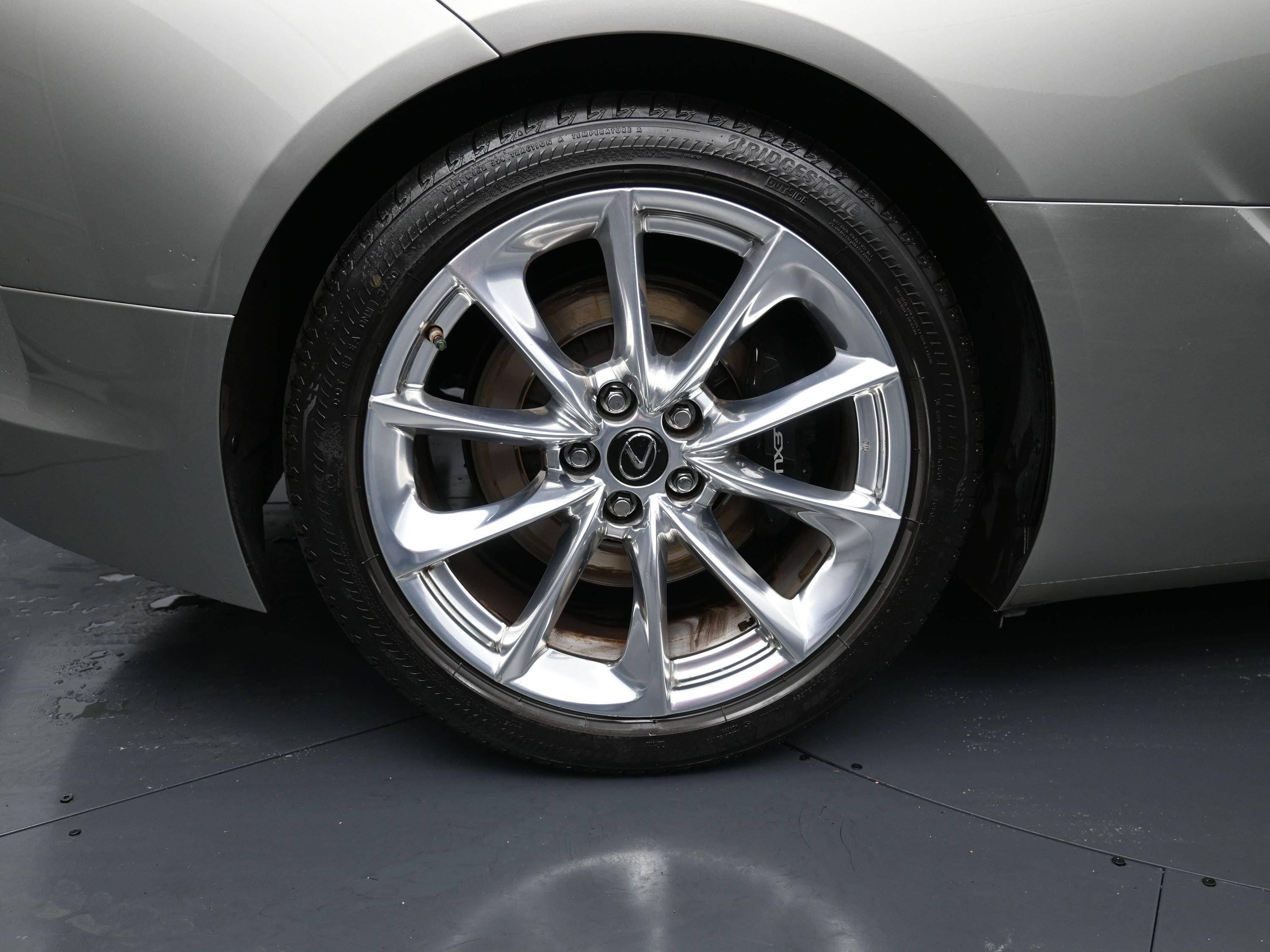 Used 2018 Lexus LC 500 Coupe w/ Touring Package image 9