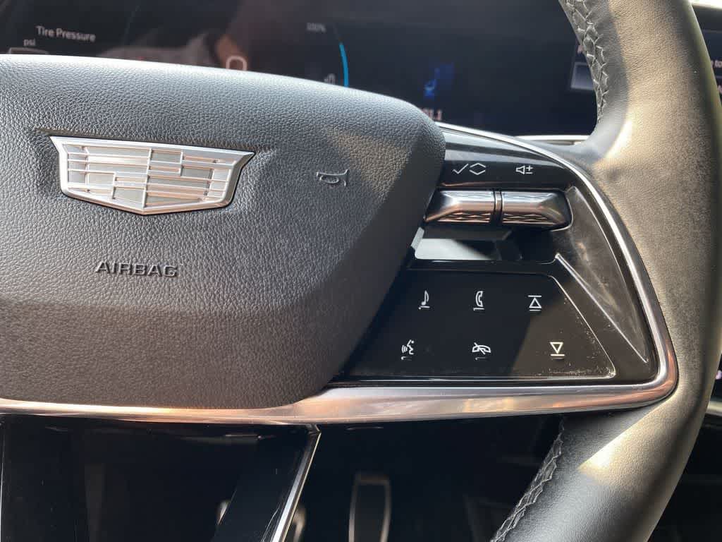 Certified 2025 Cadillac Optiq Sport 2 AWD/4WD image 22