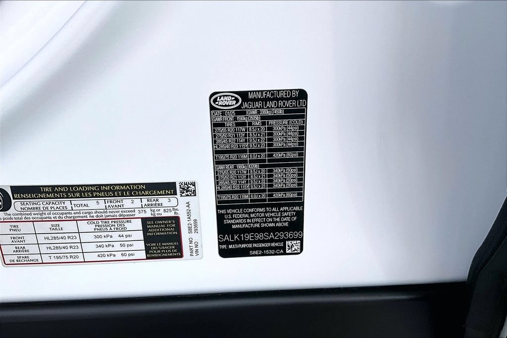 Certified 2025 Land Rover Range Rover Autobiography AWD/4WD image 18