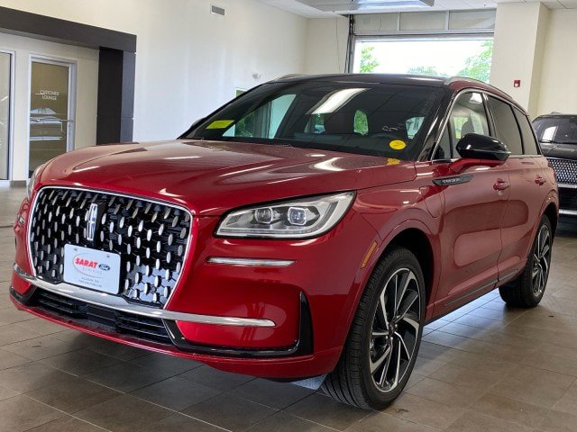 New 2024 Lincoln Corsair Grand Touring w/ Equipment Group 301A AWD/4WD image 4