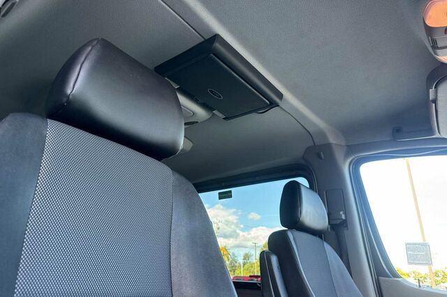 Used 2016 Mercedes-Benz Sprinter 2500 image 17