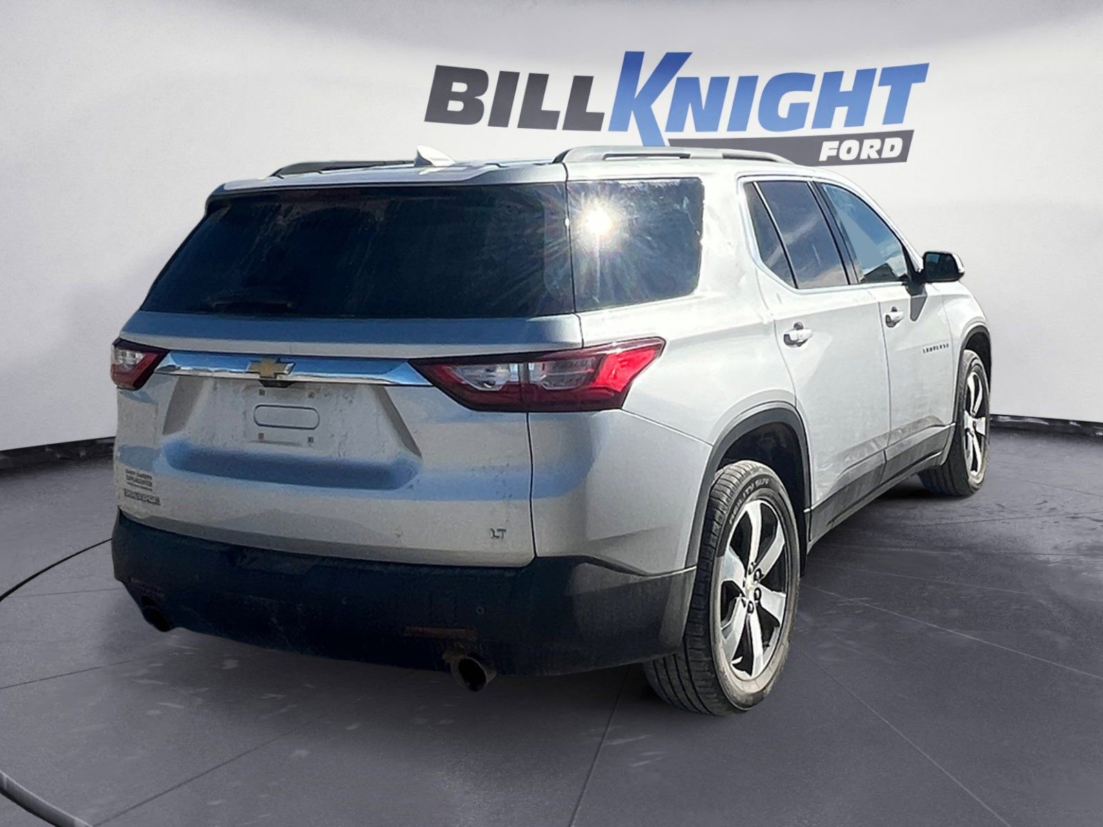 Used 2019 Chevrolet Traverse LT w/ LT Premium Package image 5