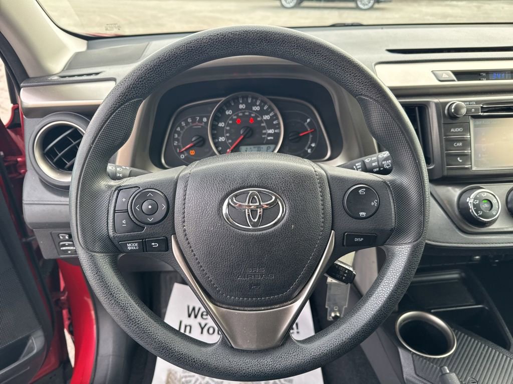 Used 2015 Toyota RAV4 LE image 14