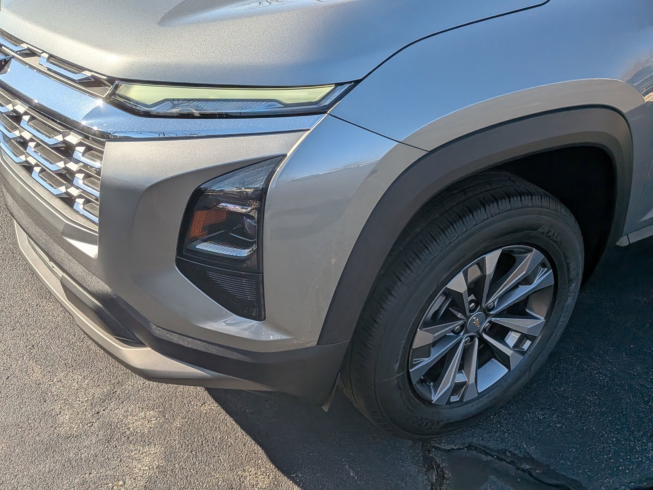 New 2026 Chevrolet Equinox LT image 10