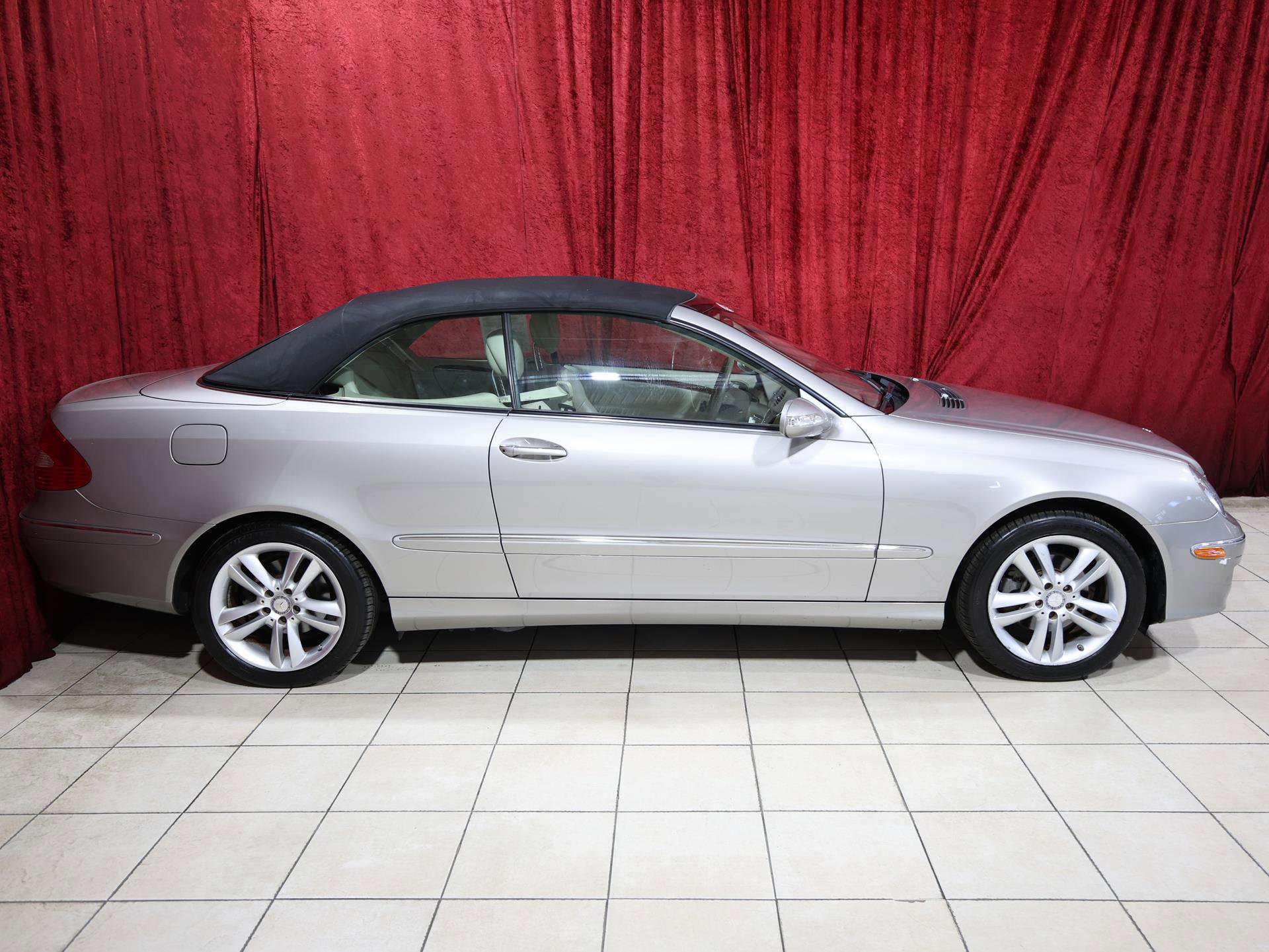 Used 2008 Mercedes-Benz CLK 350 Cabriolet image 9