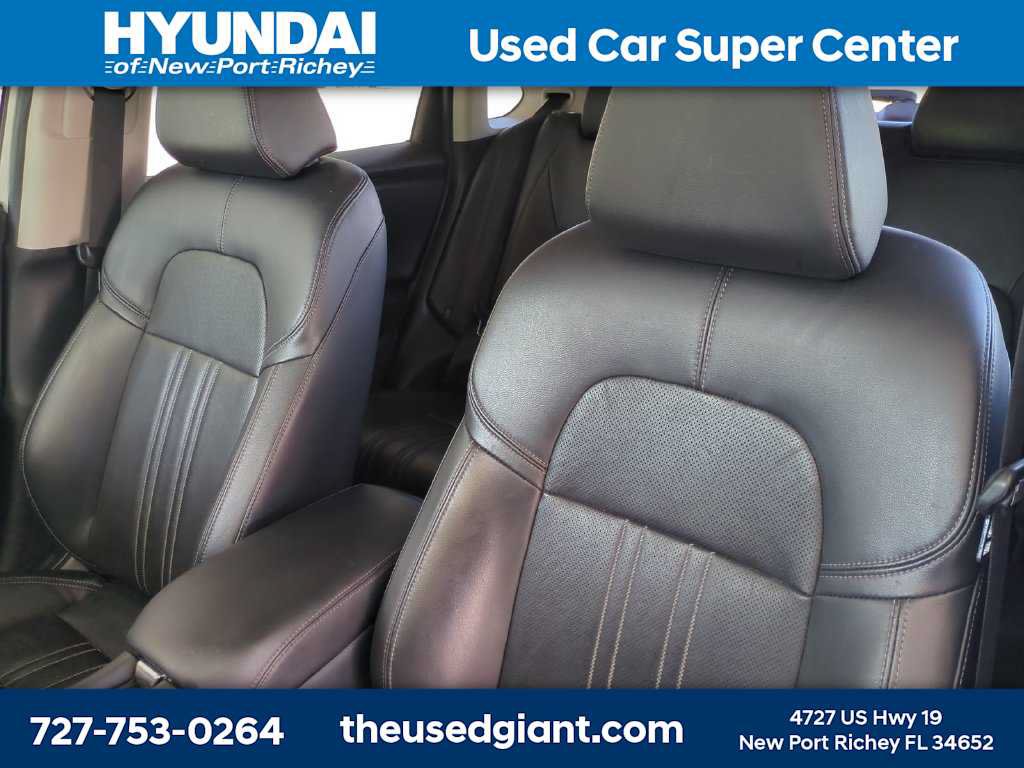 Used 2023 Honda HR-V EX-L image 7