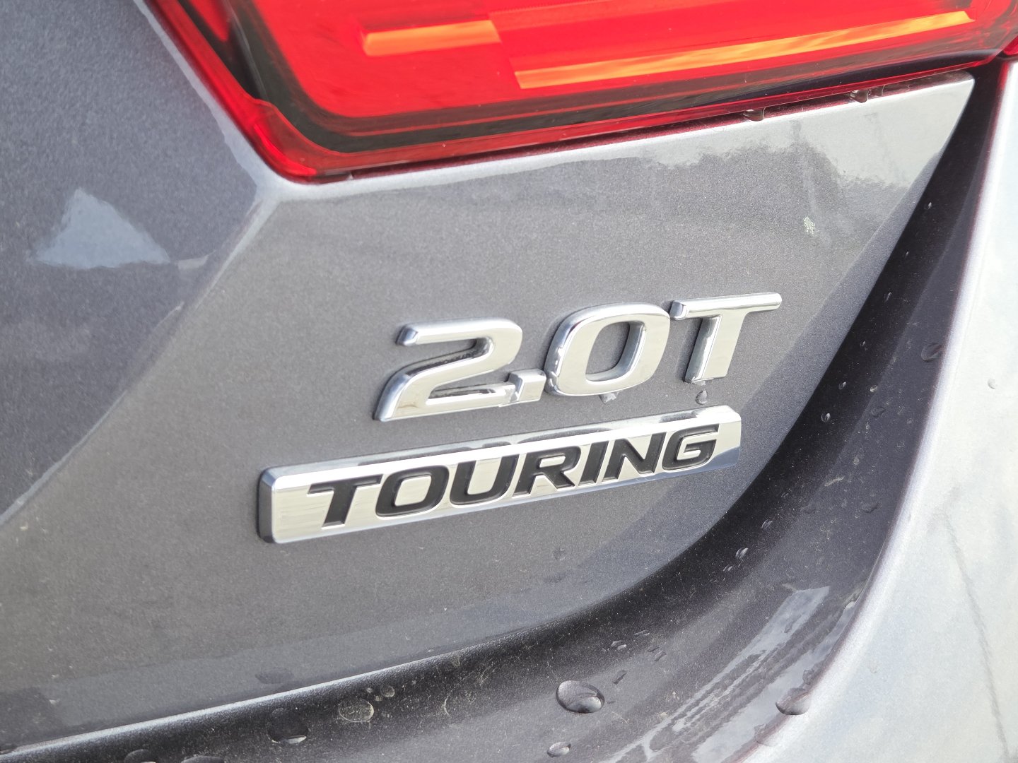 Used 2018 Honda Accord Touring image 10